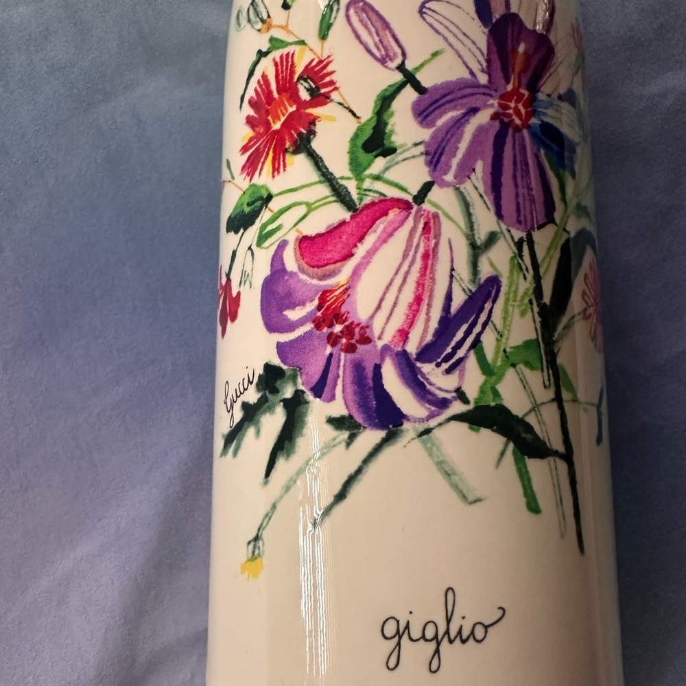 GUCCI x Giglio limited edition Floral Insulated Water Bottle NWOT